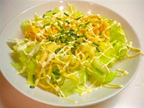 シンプルでおいしいレタスサラダ